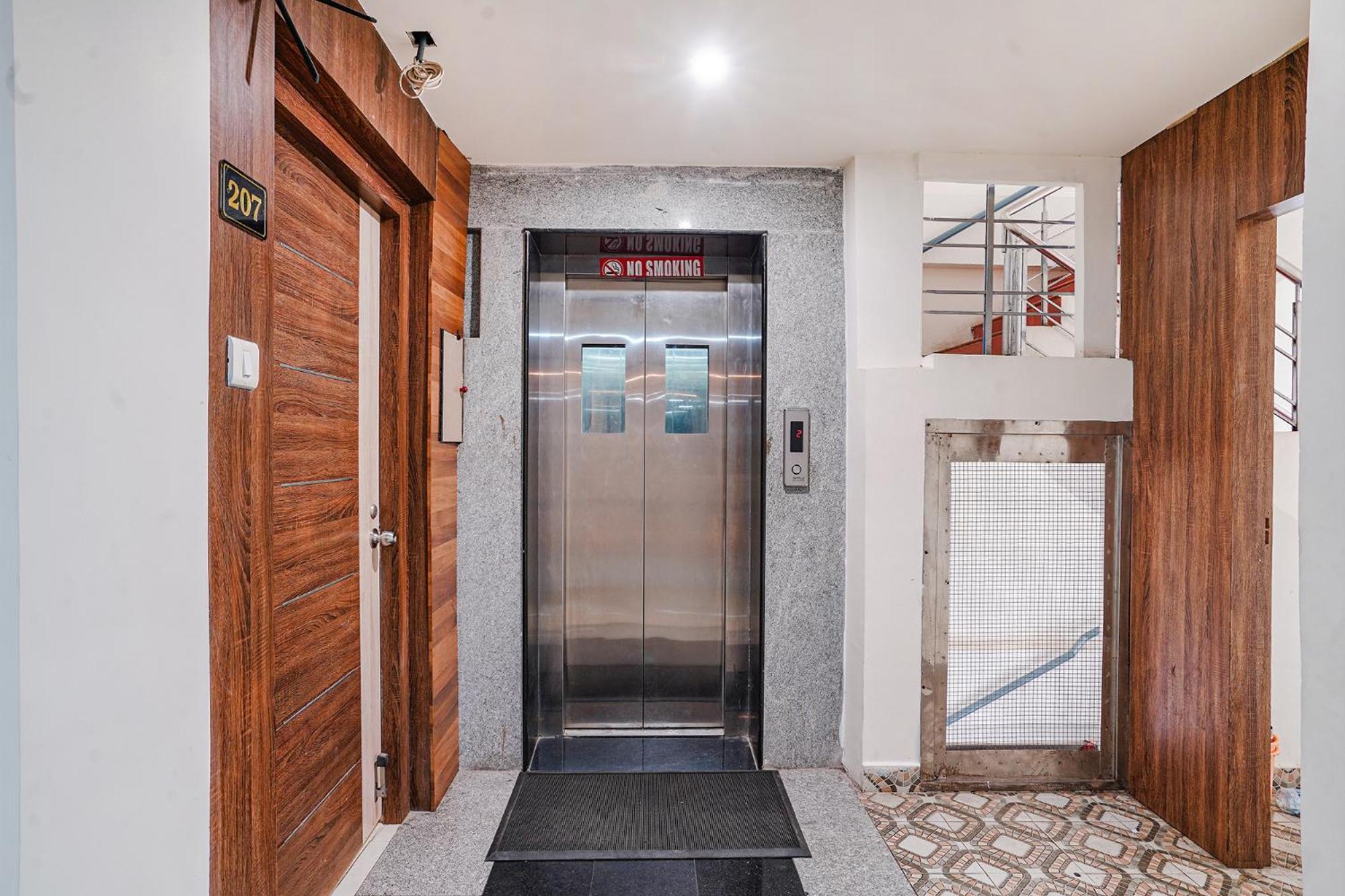 Buckinghampet Fabhotel Ambika Elite מראה חיצוני תמונה